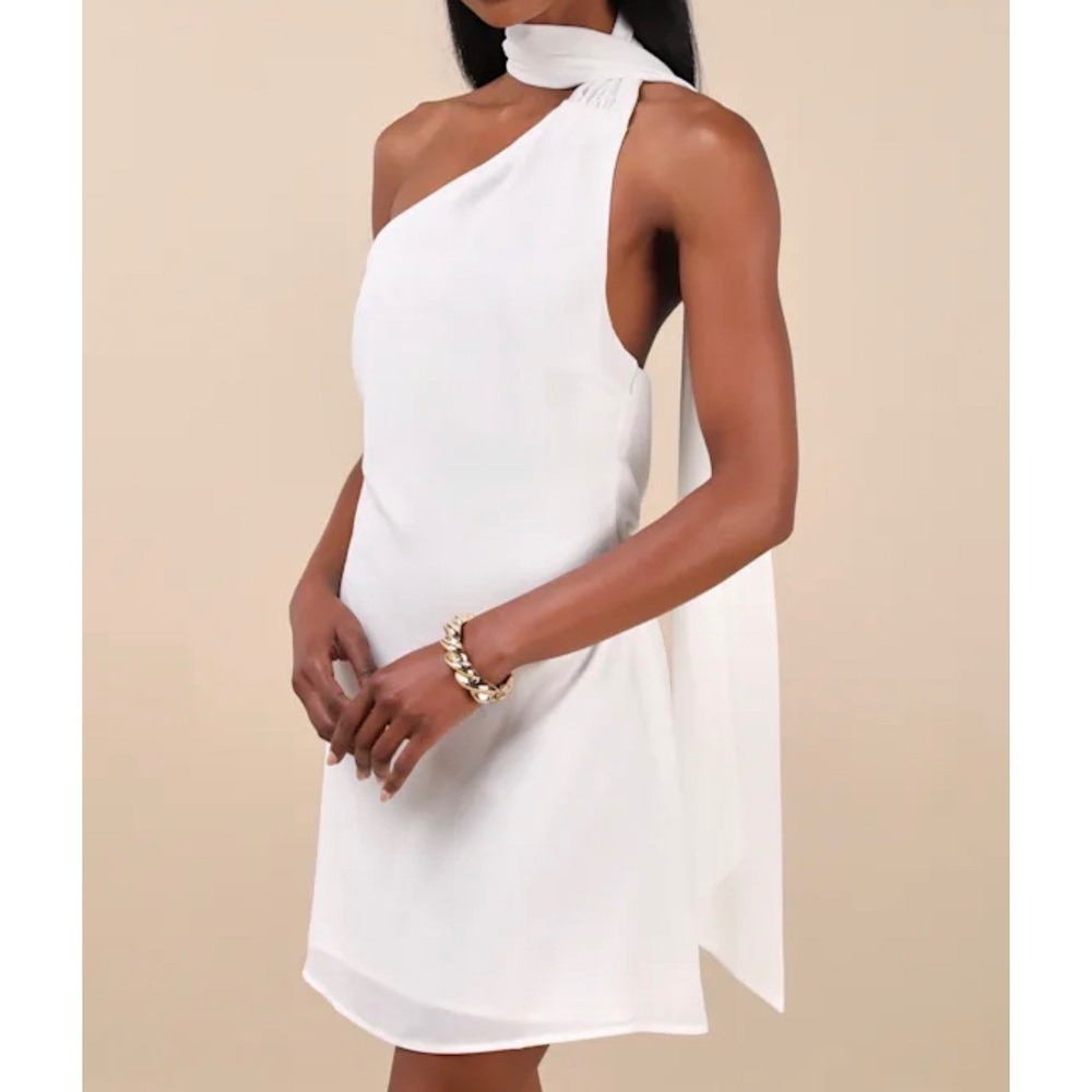 Lulus Isloda Ivory One-Shoulder Backless Sash Mini Dress NWT Size Medium